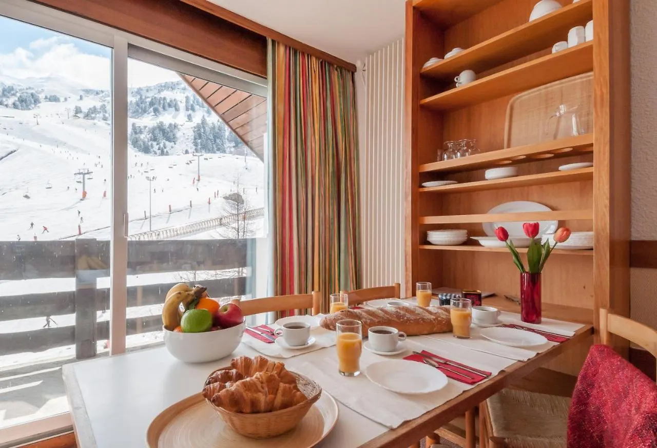 Residence Pierre & Vacances Les Bleuets Meribel 3*,
